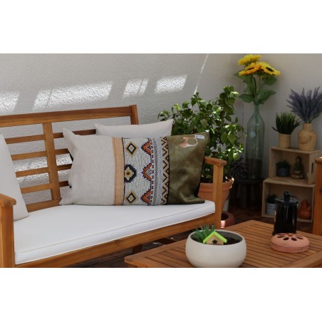 Coussin artisanal berbère